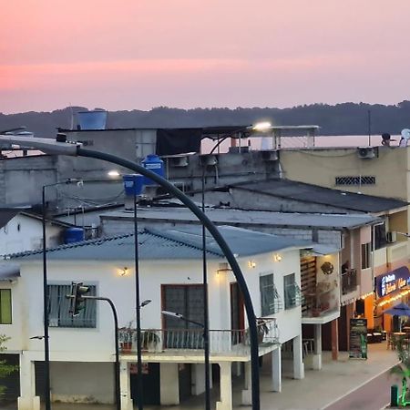 Hostal Solar Del Puerto Machala Bagian luar foto